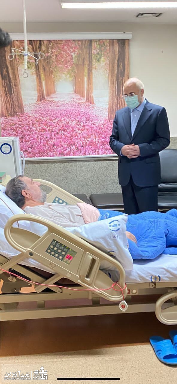 دکتر محسن رضایی در بیمارستان