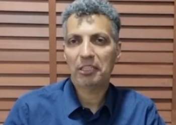 عادل فردوسی پور مجری تلویزیون | برنامه ۹۰ | واکنش به فوت مهسا امینی