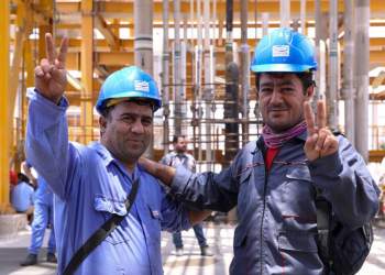 کارکنان نفت